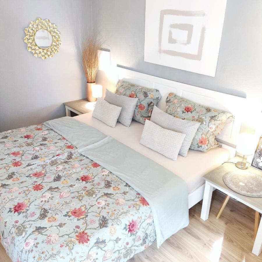 Apartment For Family & Friends Eisingen Экстерьер фото